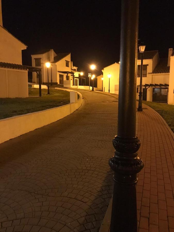 Sierra El Retiro Villa Sevilla Bagian luar foto
